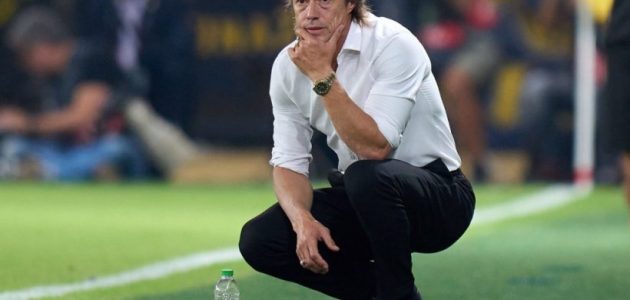 إشبيلية يُقيل ألميدا بعد تراجع النتائج