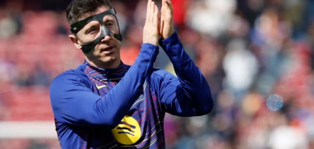 ليفاندوفسكي يؤكد عدم اتخاذ قرار نهائي بشأن مستقبله مع برشلونة